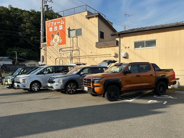 創業祭残り９日！トライトン参上！！