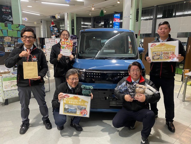 初売り集合写真